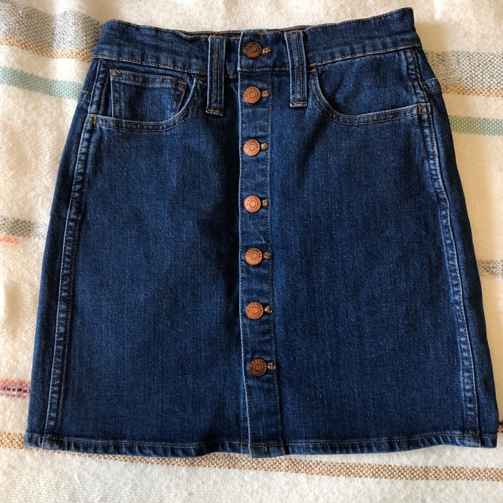 Madewell denim skirt